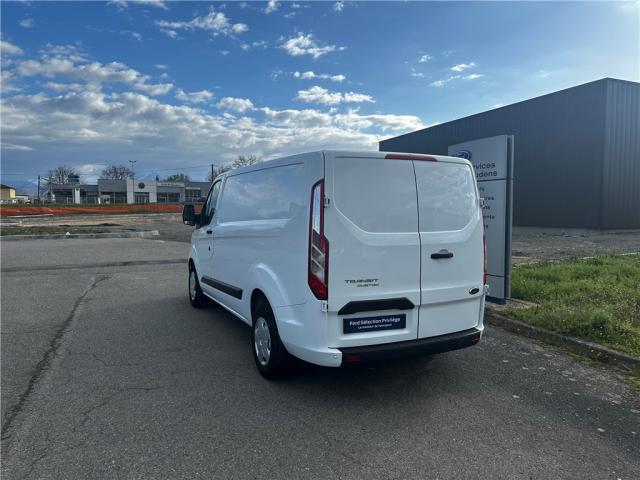 Ford Transit Custom image 9