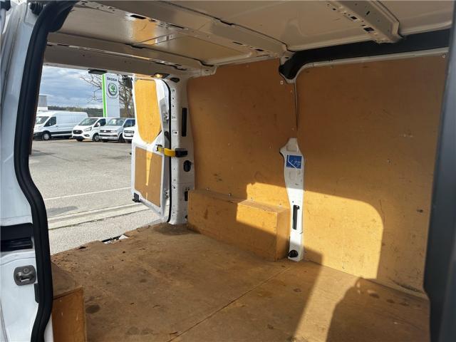 Ford Transit Custom image 8