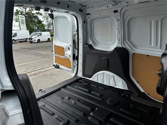 Ford Transit Connect image 5