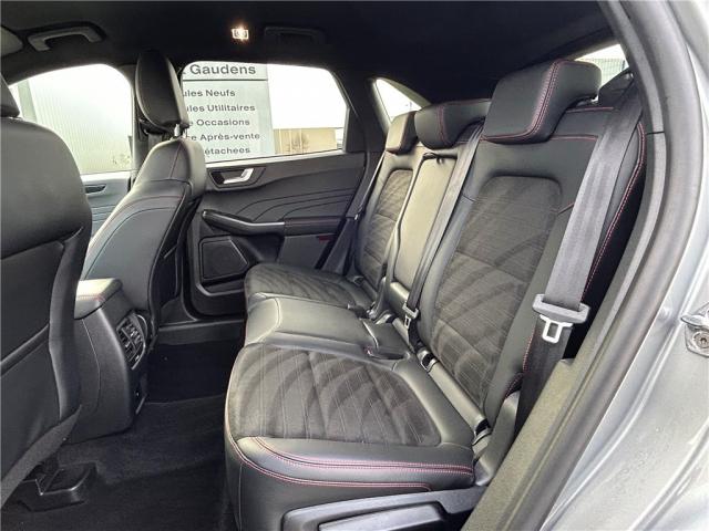 Ford Kuga image 7