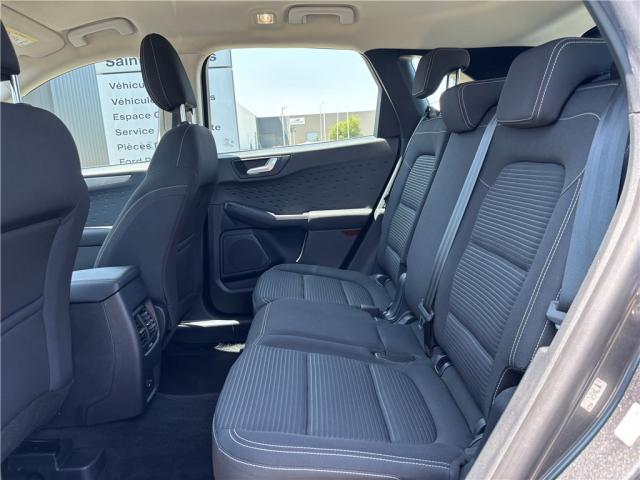 Ford Kuga image 2