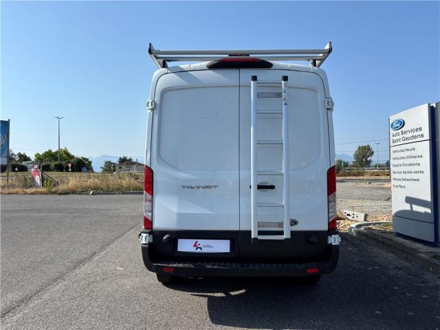 Ford Transit image 9