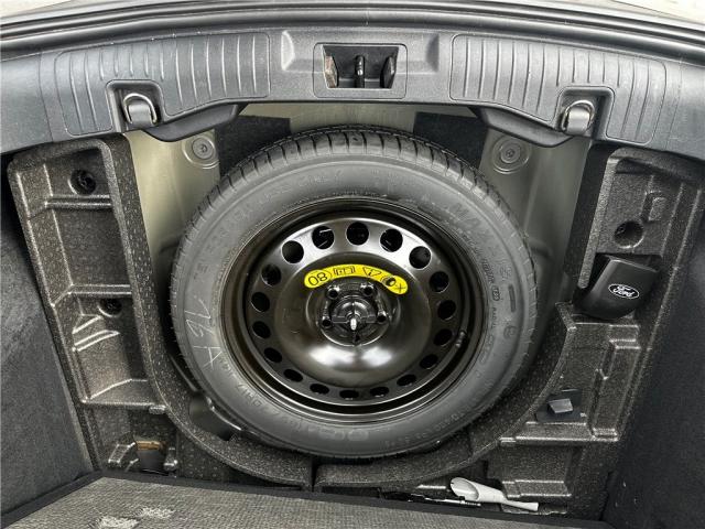 Ford Kuga image 1