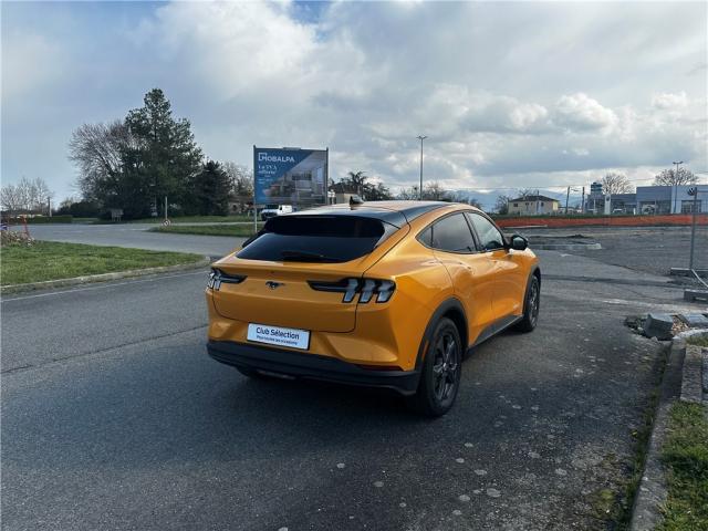 Ford Mustang image 7