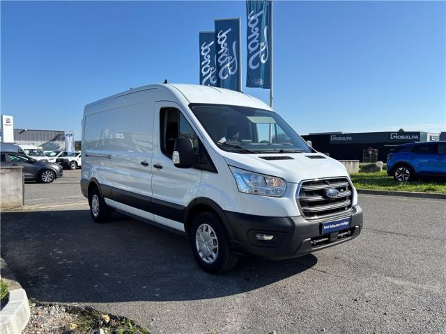 Ford Transit image 2
