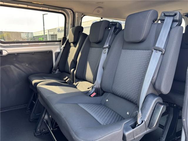 Ford Transit Custom Kombi image 1