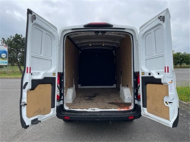 Ford Transit image 9