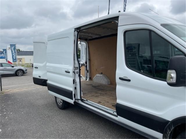 Ford Transit image 2
