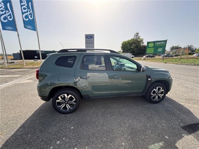 Dacia Duster image 3