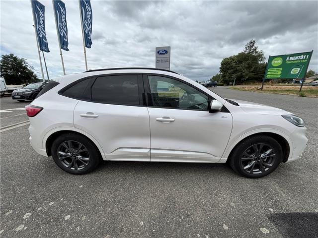 Ford Kuga image 8