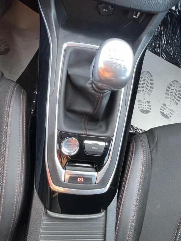 Peugeot 308 image 2