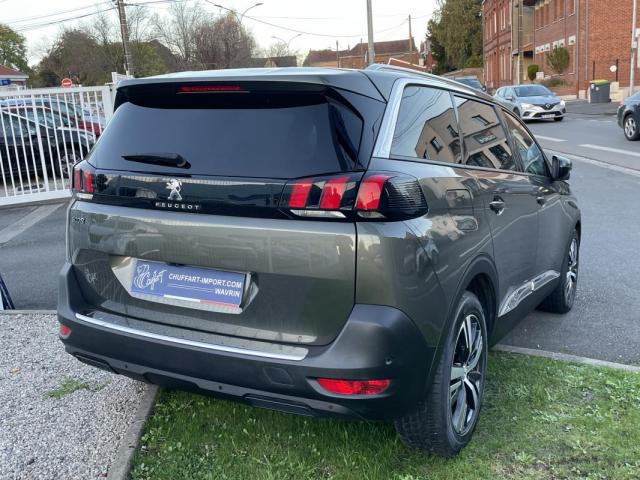 Peugeot 5008 image 8