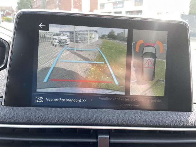 Peugeot 5008 image 2