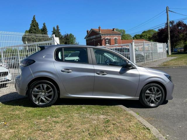 Peugeot 208 image 8