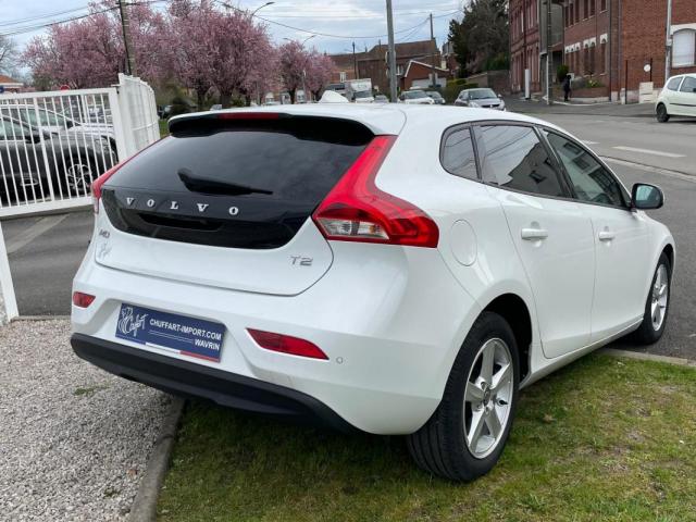 Volvo V40 image 8