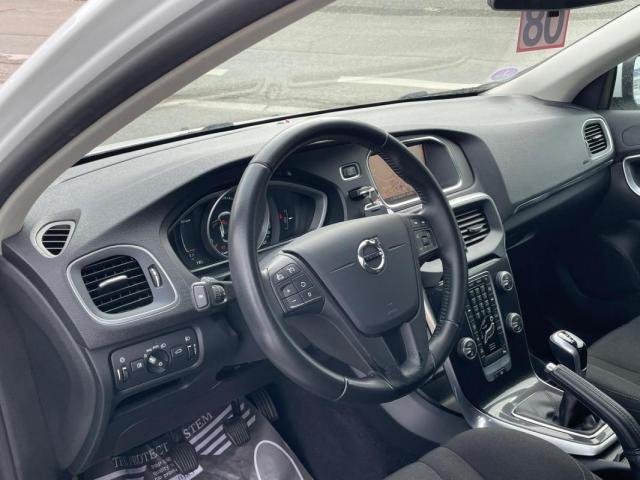 Volvo V40 image 5