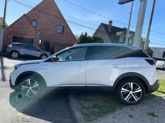 Peugeot 3008 image 2