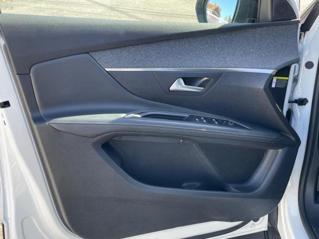 Peugeot 3008 image 5