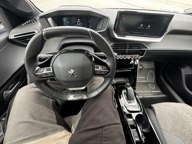 Peugeot 208 image 4