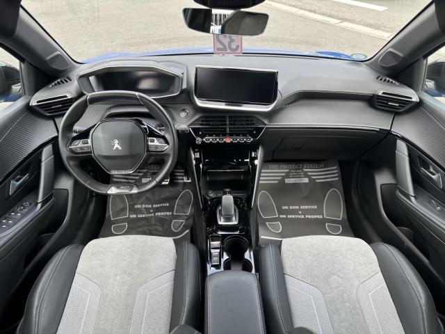 Peugeot 208 image 9