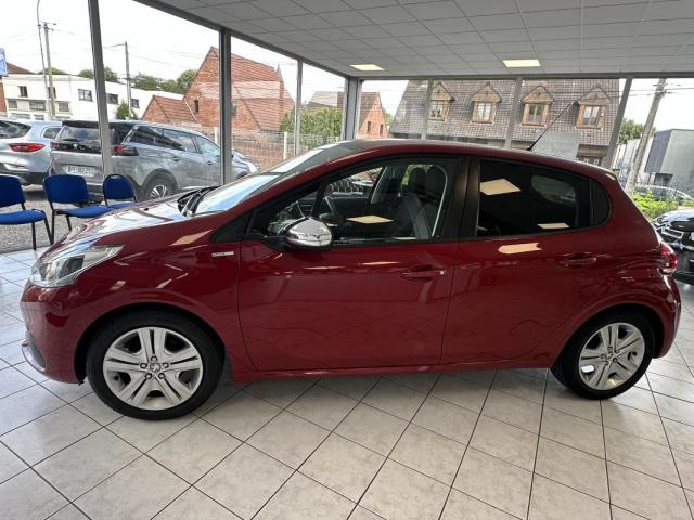 Peugeot 208 image 6
