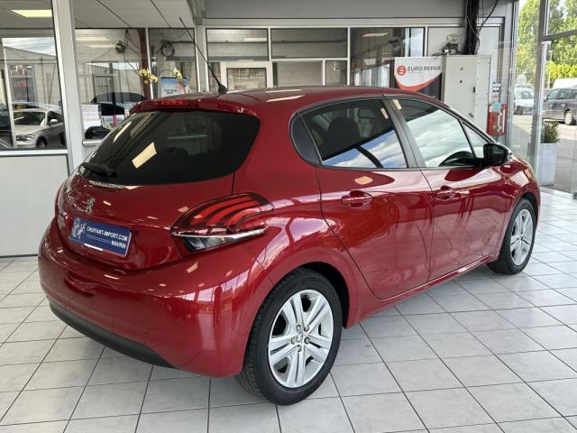 Peugeot 208 image 5