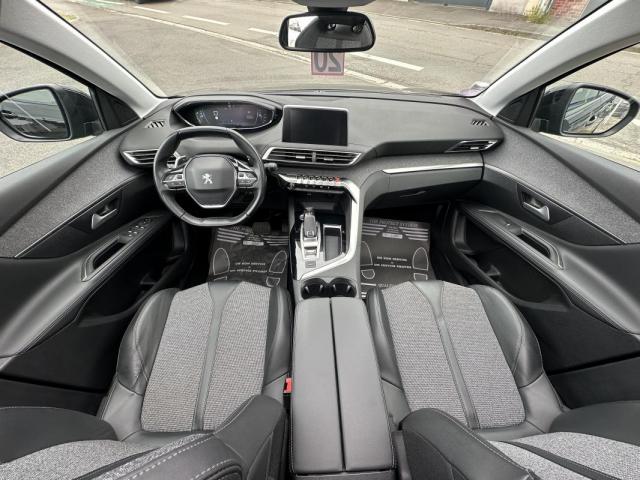 Peugeot 3008 image 2