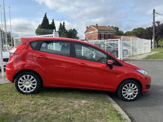 Ford Fiesta image 8