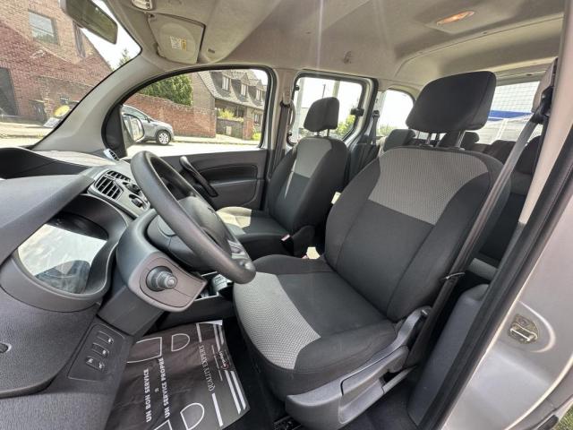 Renault Kangoo image 6
