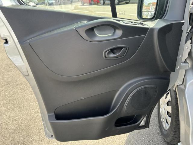 Renault Trafic image 5