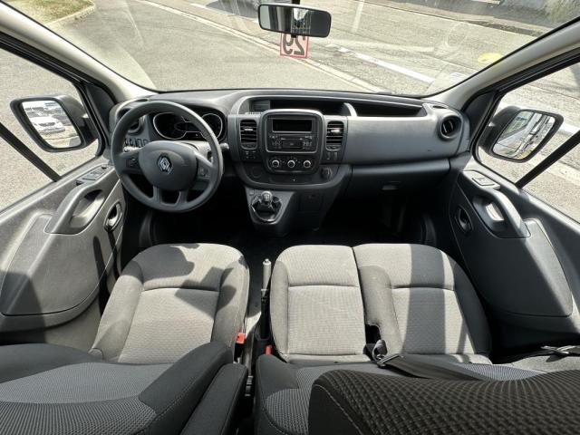 Renault Trafic image 1