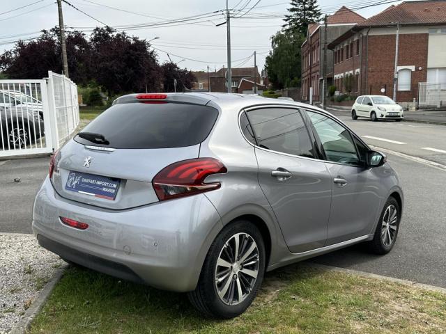 Peugeot 208 image 4