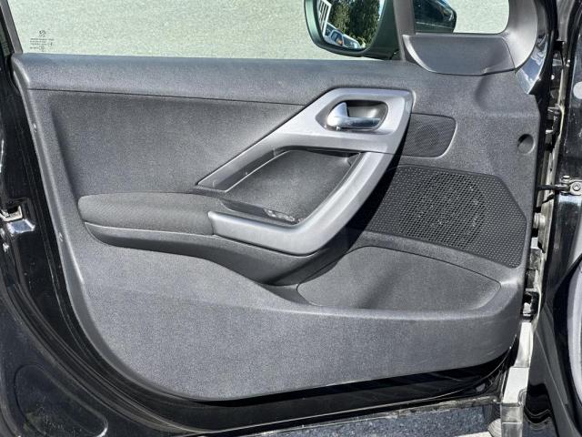 Peugeot 2008 image 5