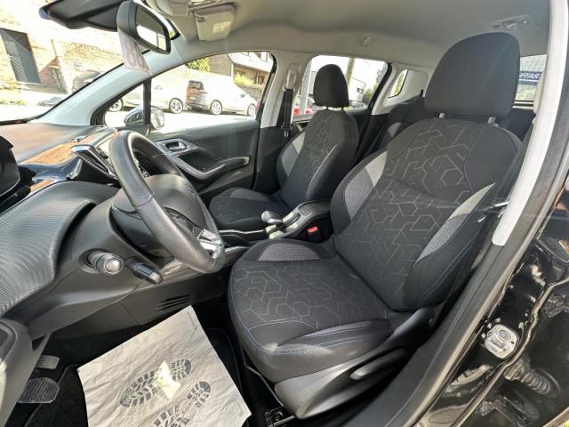 Peugeot 2008 image 9