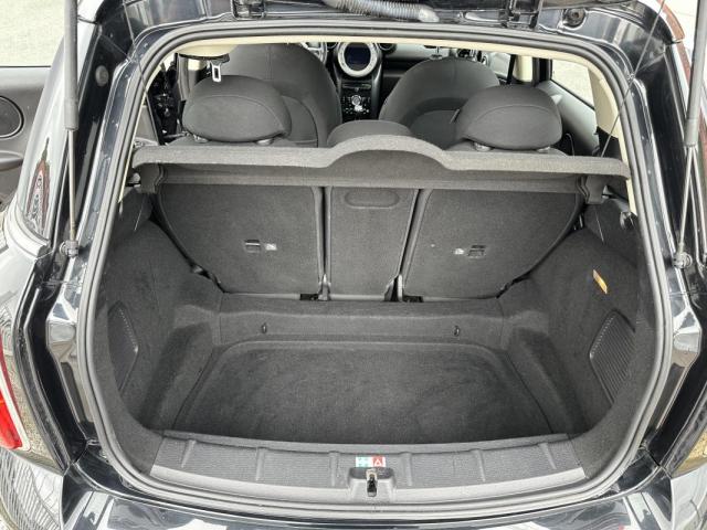 Mini Countryman image 9