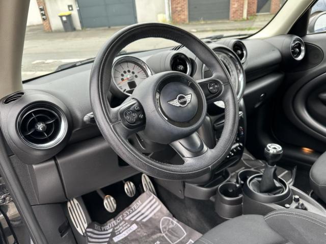 Mini Countryman image 8