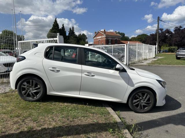 Peugeot 208 image 7