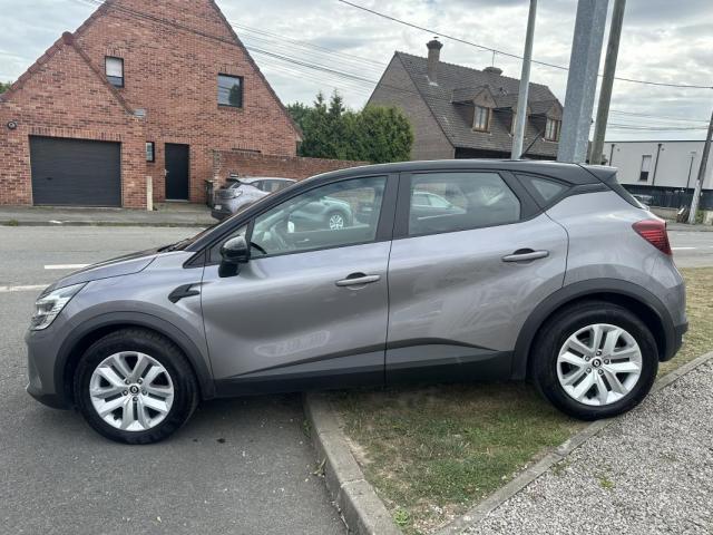 Renault Captur image 1