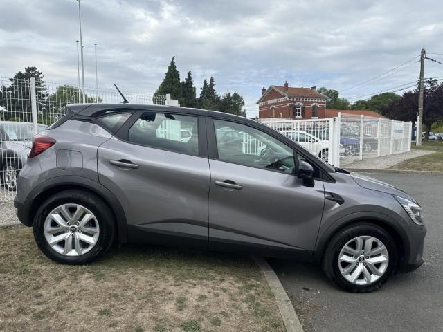 Renault Captur image 2