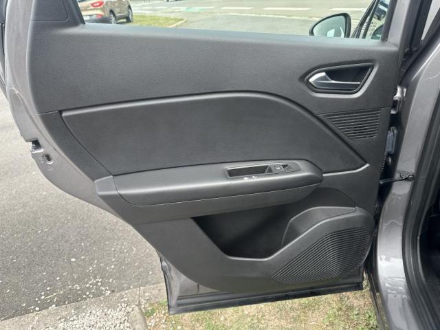 Renault Captur image 7