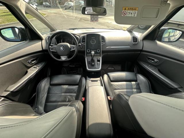 Renault Grand Scénic image 9