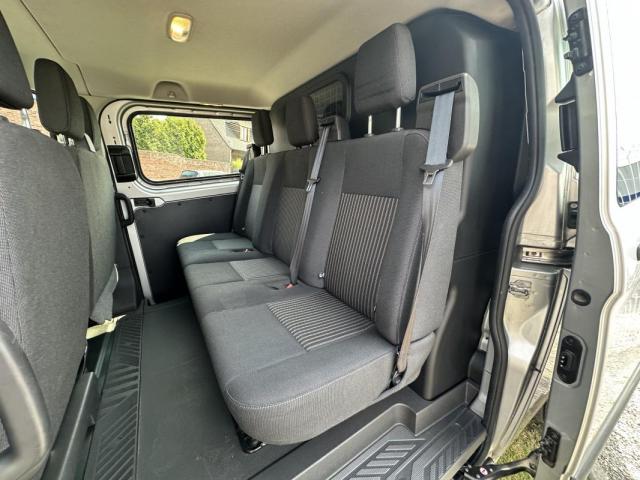 Ford Transit image 8