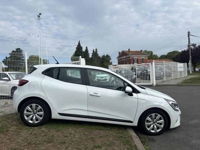 Renault Clio image 8