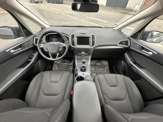 Ford S-Max image 5