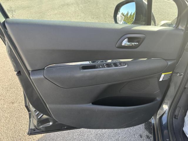 Peugeot 5008 image 9