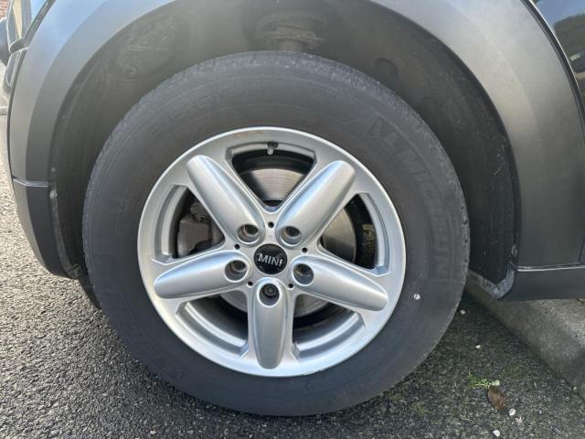 Mini Countryman image 8