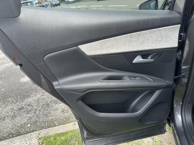 Peugeot 3008 image 6