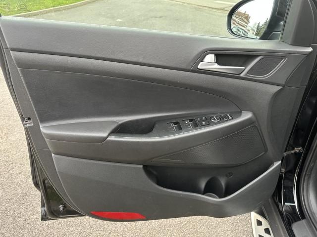 Hyundai Tucson image 8