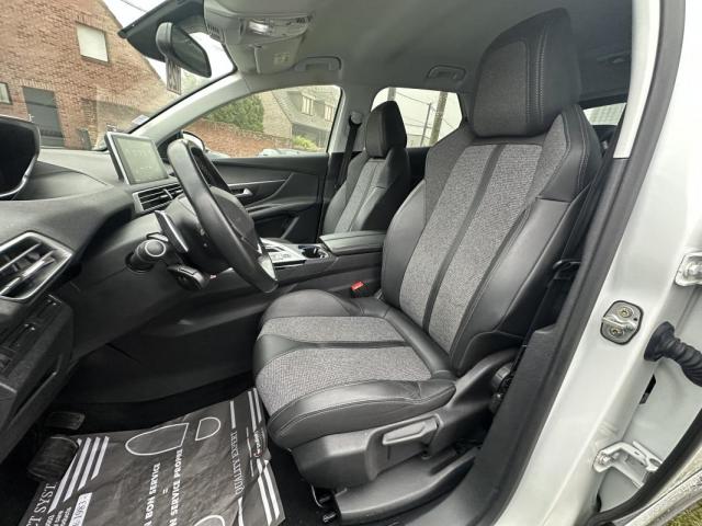 Peugeot 3008 image 2