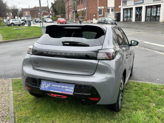 Peugeot 208 image 8